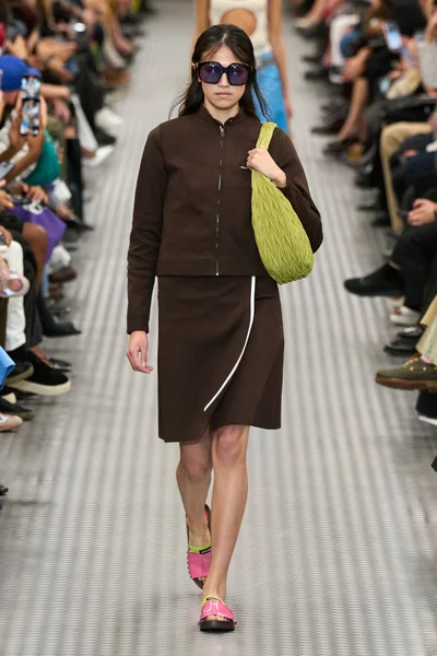 Look 41